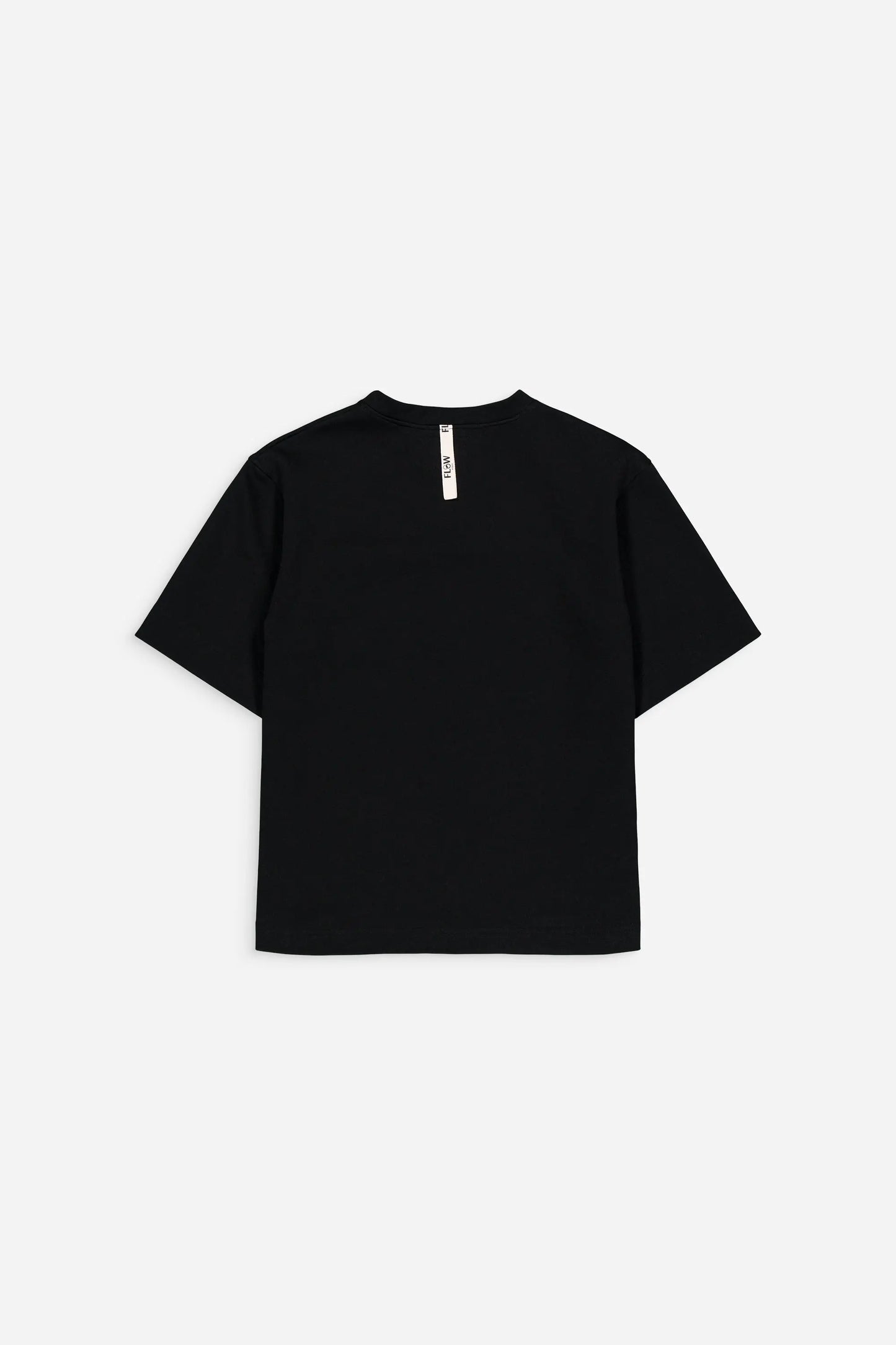 T-shirt unisexe écoresponsable, au design contemporain et confortable, alliant style minimaliste et polyvalence pour toutes les occasions.